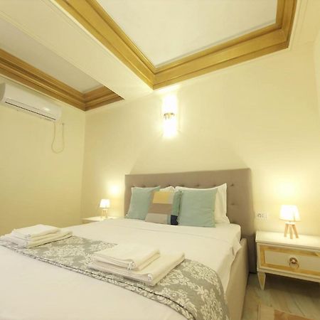 Laroka House Luxury Apartment City Center Universitate Boekarest Buitenkant foto
