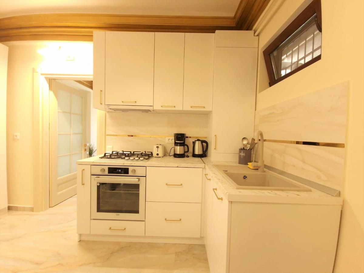 Laroka House Luxury Apartment City Center Universitate Boekarest Buitenkant foto