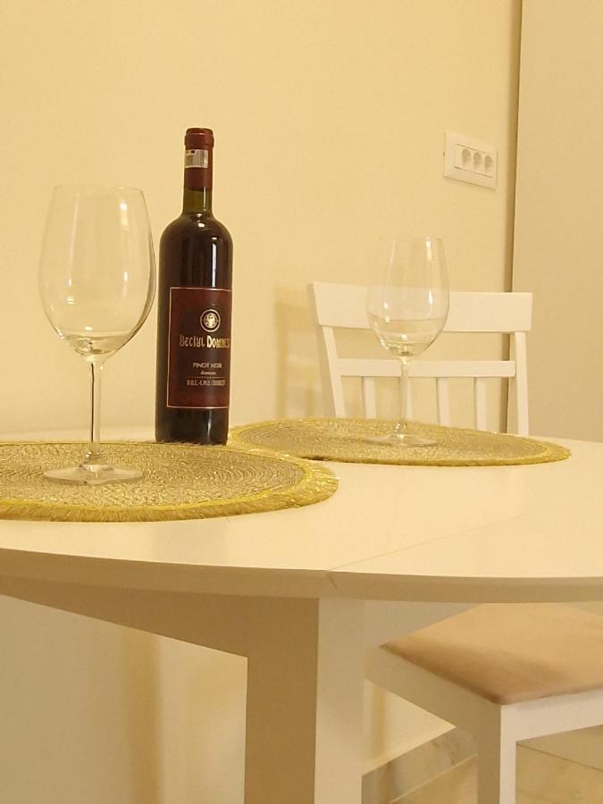 Laroka House Luxury Apartment City Center Universitate Boekarest Buitenkant foto